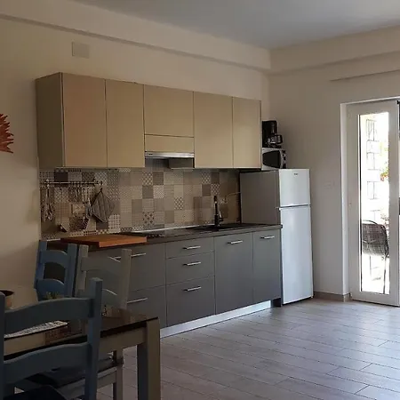 Jolly Porec: Blizu Centra I Mora Lägenhet *