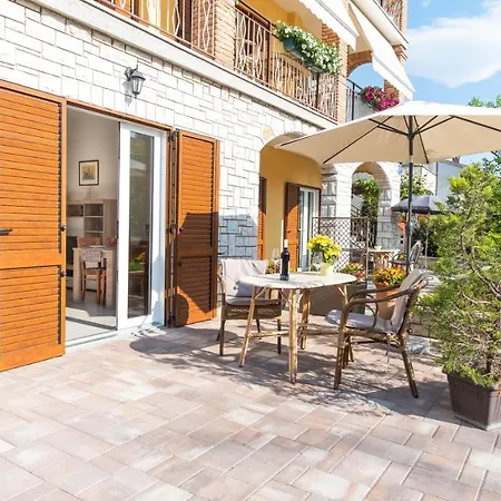 Jolly Porec: Blizu Centra I Mora Poreč