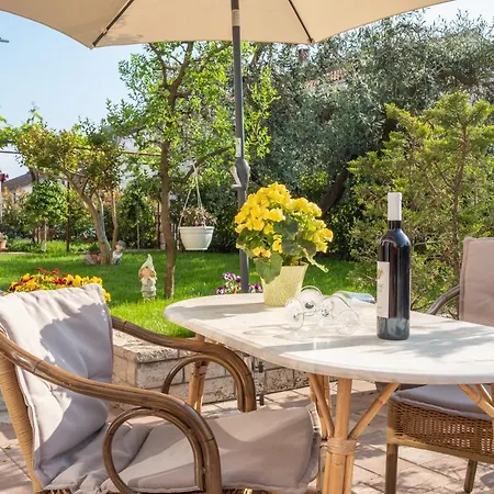 Jolly Porec: Blizu Centra I Mora *