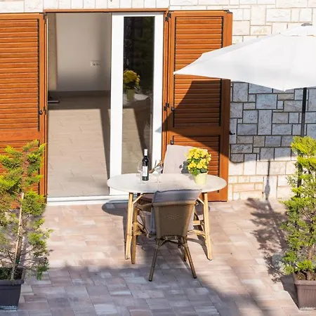 Jolly Porec: Blizu Centra I Mora Appartement