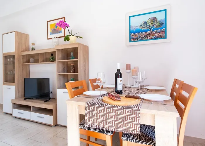 Jolly Porec: Blizu Centra I Mora *