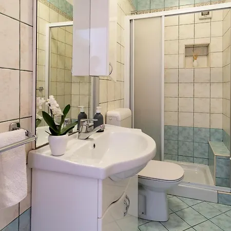 Jolly Porec: Blizu Centra I Mora Apartment *