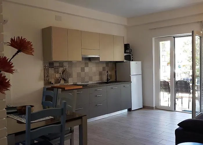 Jolly Porec: Blizu Centra I Mora Lägenhet *